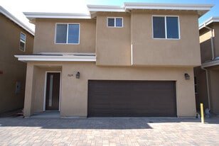 Building Photo - 17639 W Vuong Pl