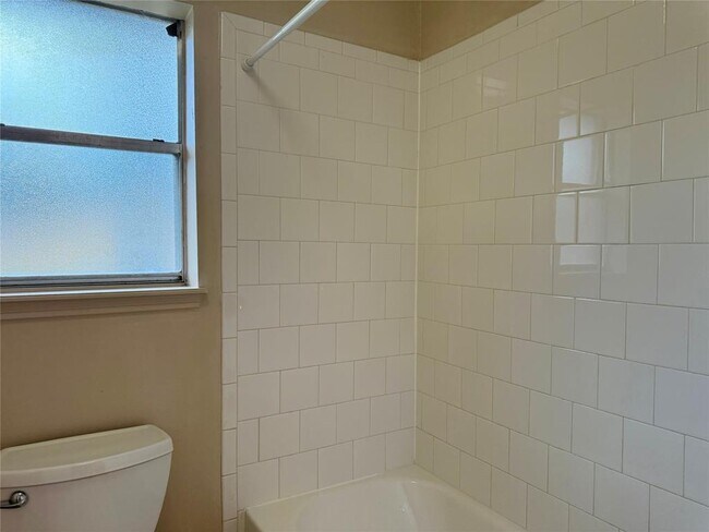 Building Photo - 13430 Exton Ln