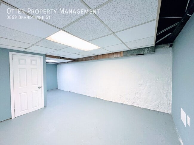 Building Photo - 3869 Brandywine St