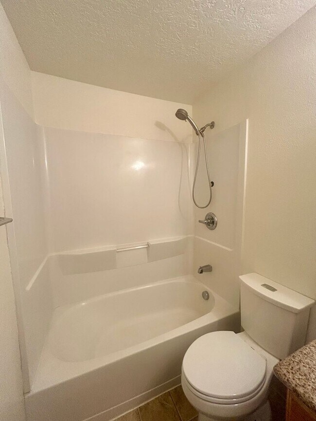 Building Photo - Jefferson #11894