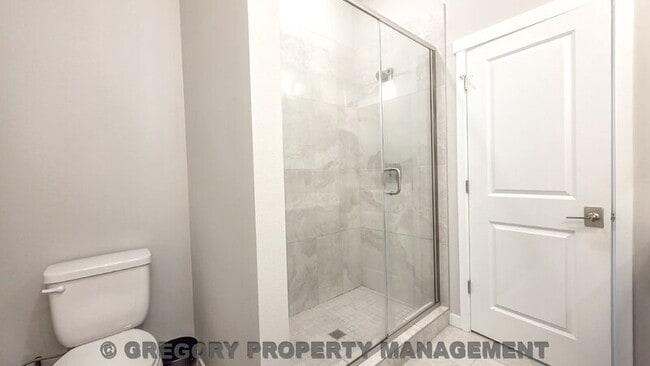 Building Photo - 8321 NE 176th Ct