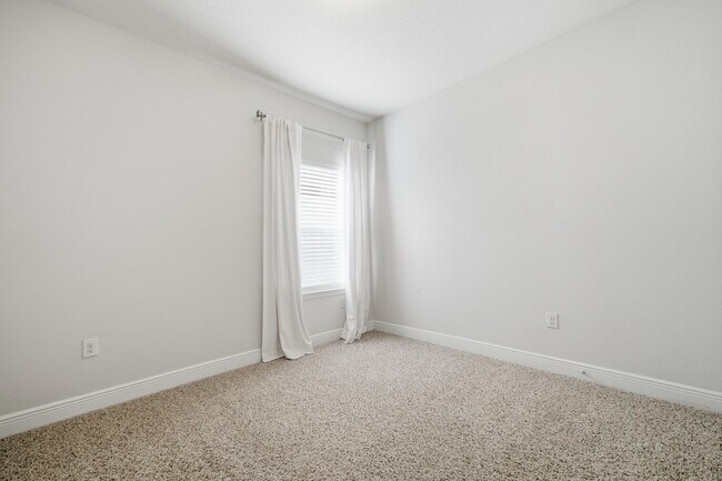 Building Photo - 191 Southern Pnes Rd