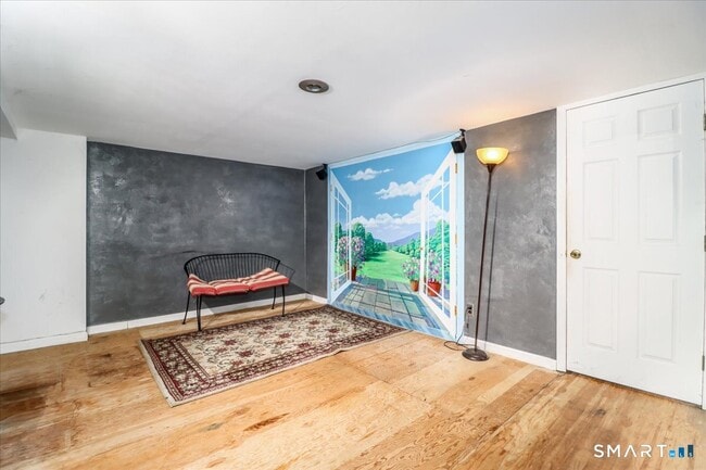 Building Photo - 62 Old Farms Ln