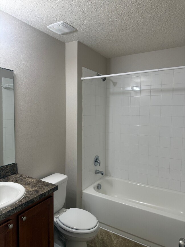 Building Photo - 1377 N Platte Ct