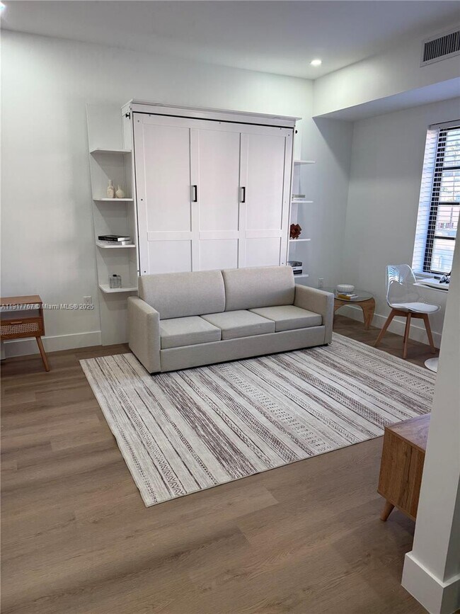 Building Photo - 1619 Jefferson Ave