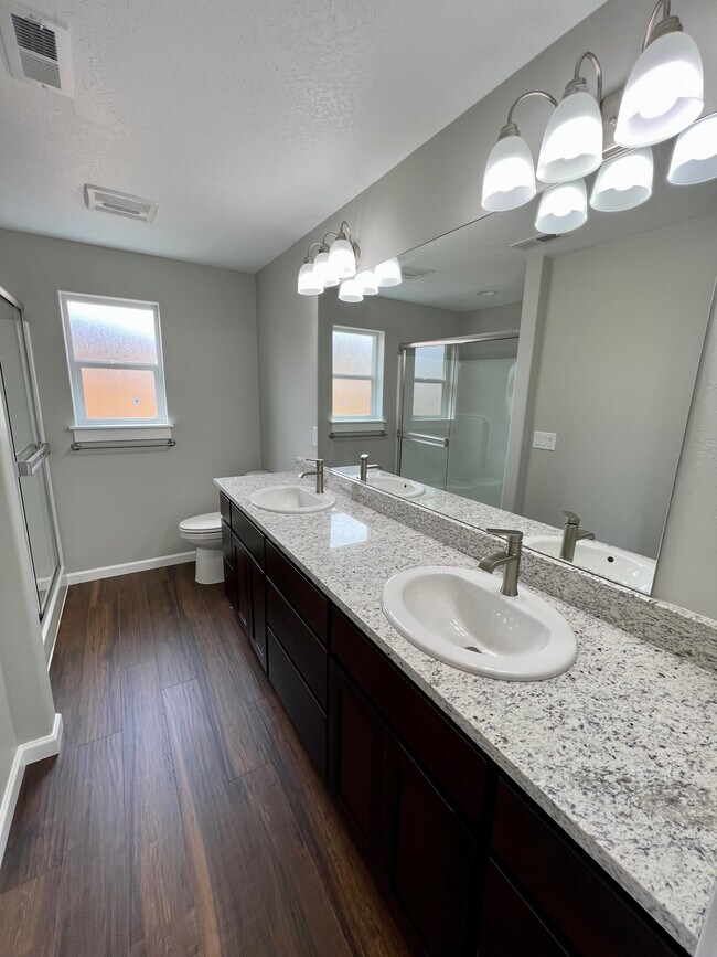 Building Photo - 2827 Orrin Dr