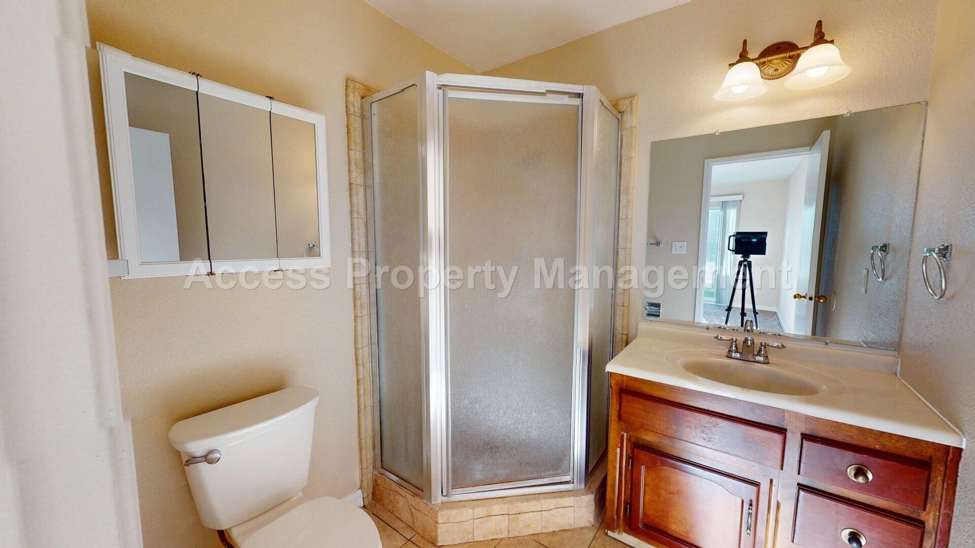 Building Photo - 3603 San Clemente Ave