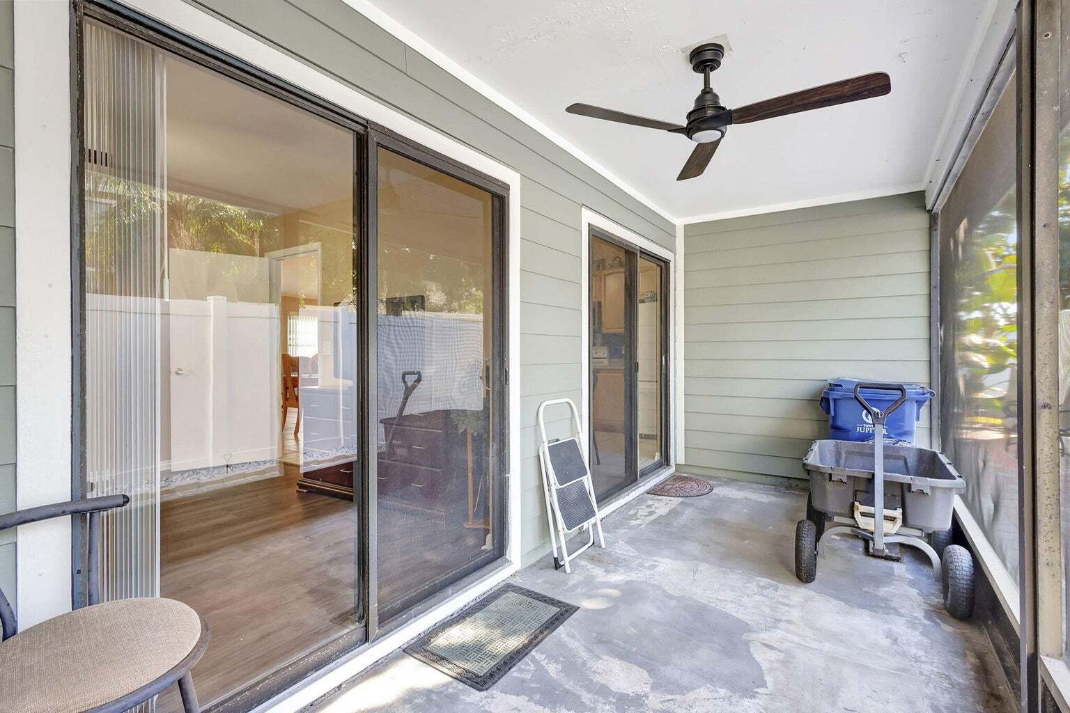 Building Photo - 602 Lakewood Dr