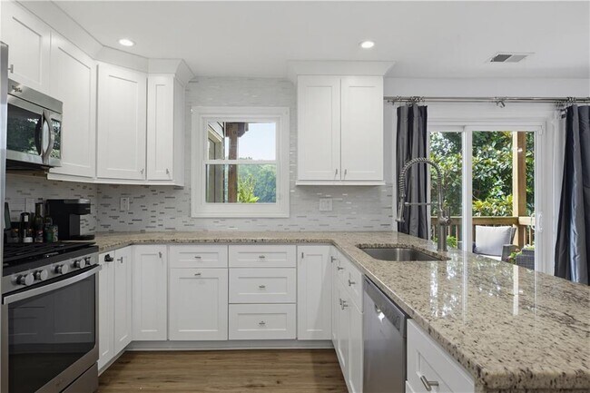 Building Photo - 279 Quail Run