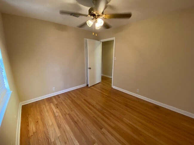 Building Photo - 12815 Memorial Dr
