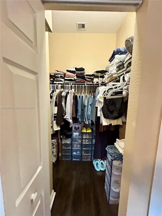 Building Photo - 10870 NW 88th Terrace