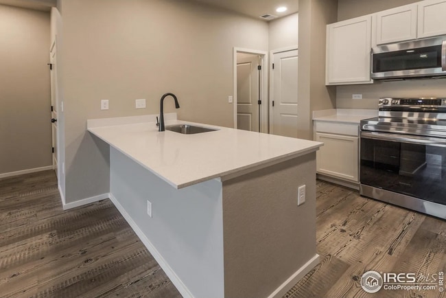 Building Photo - 6721 4th St Rd