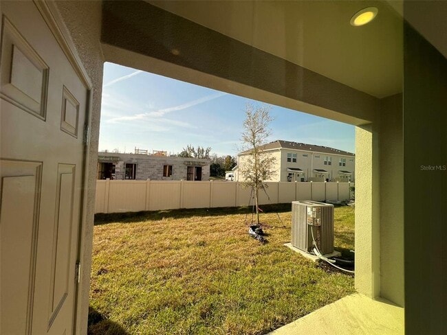 Building Photo - 2961 Skyline Lp