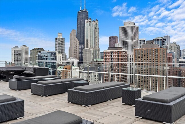 Building Photo - 1255 N Sandburg Terrace