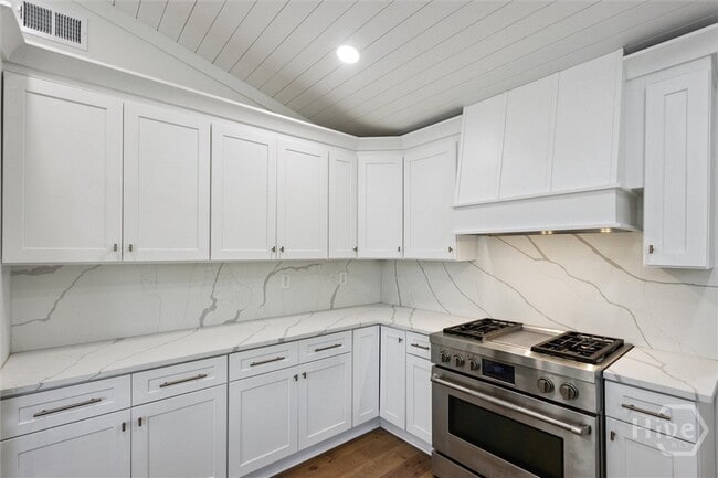 Building Photo - 2603 Livingston Ave