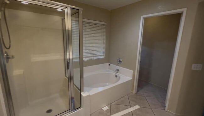 Building Photo - 47750 Mirage Way