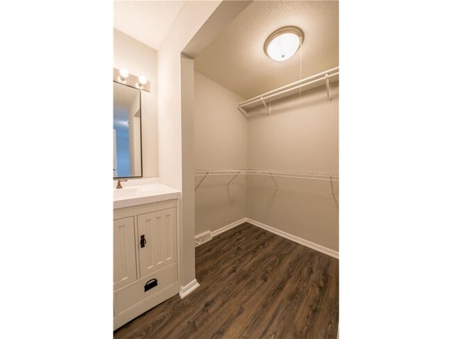 Building Photo - 5590 Timber Ln