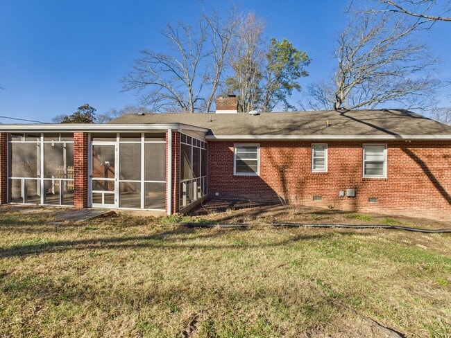 Building Photo - 6955 Navaho Rd