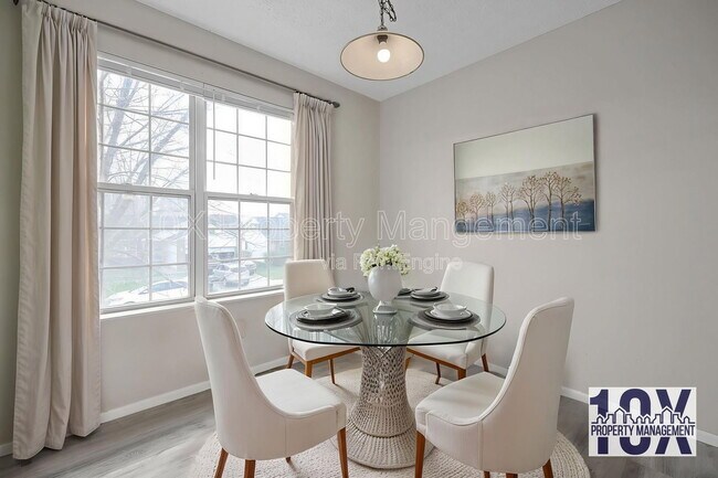 Building Photo - 1080 Viewpointe Dr