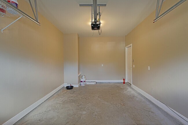Building Photo - 2099 Wilsons Plover Cir