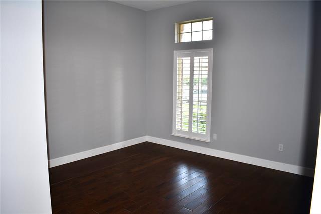 Building Photo - 908 McCoy Dr