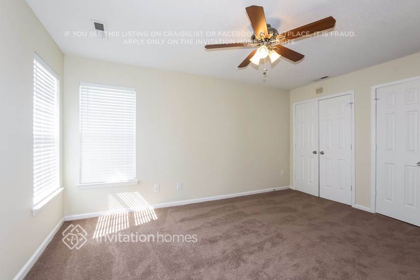 Building Photo - 5807 Bridgeway Dr