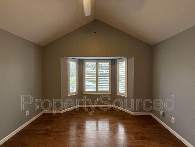 Building Photo - 428 Phoenix Ave