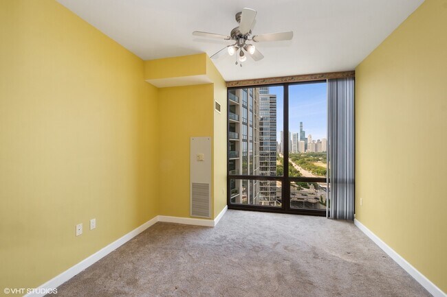 Building Photo - 233 E 13th St