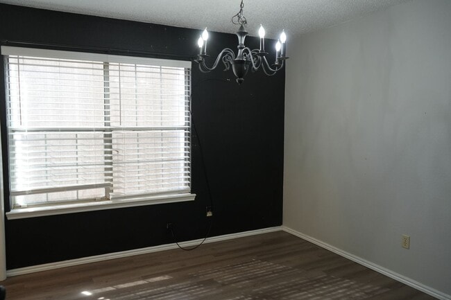 Building Photo - Southwest Lubbock 3 Bedroom - Move in 07/16