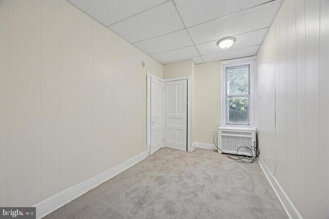 Building Photo - 3422 Helen St