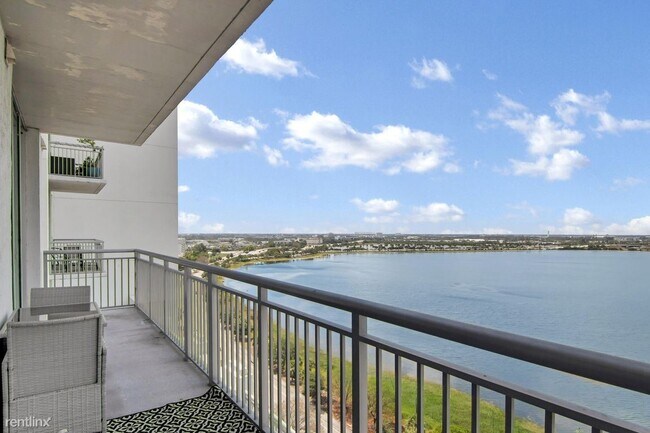Building Photo - 2 br, 2 bath House - 300 S Australian Ave ...