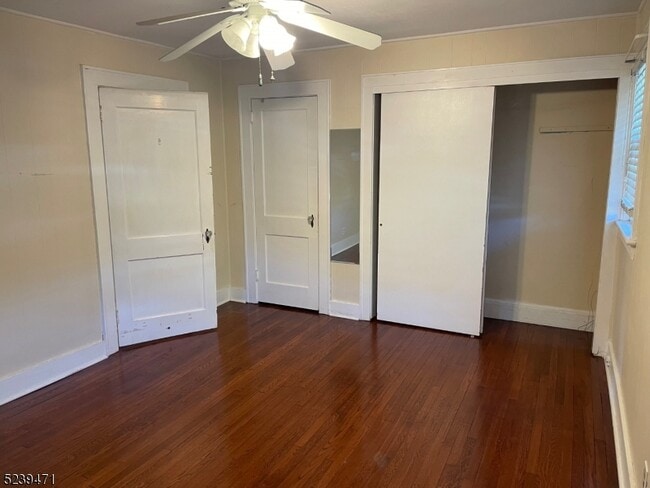 Building Photo - 184 N Bridge St