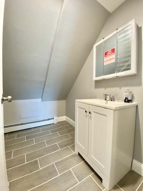 Building Photo - 46 Lambert Ave