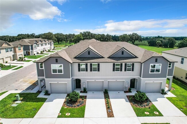 Building Photo - 3886 ACADEMIA Ave