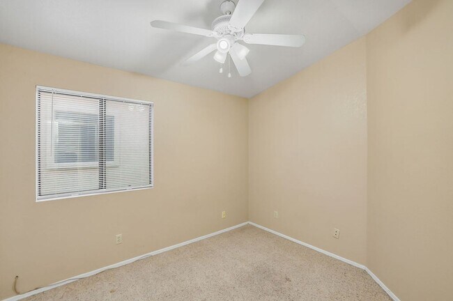 Building Photo - Beautiful Ahwatukee Home!