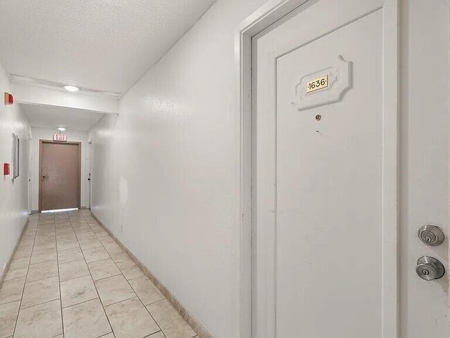 Building Photo - 3869 Montgomery Blvd NE