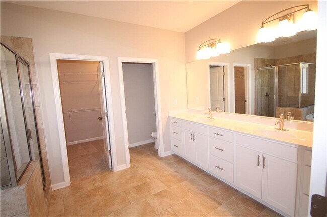 Building Photo - 4266 Waxwing St