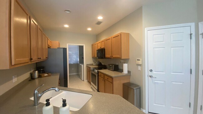 Building Photo - Prime Sarasota Seasonal Rental — Lakeside Mediterranean Gem