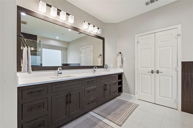 Building Photo - 13802 Bowden Creek Dr