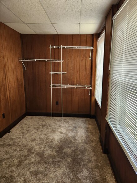 Master Bedroom Large Walk in Closet 1 - 212 Teece Ave