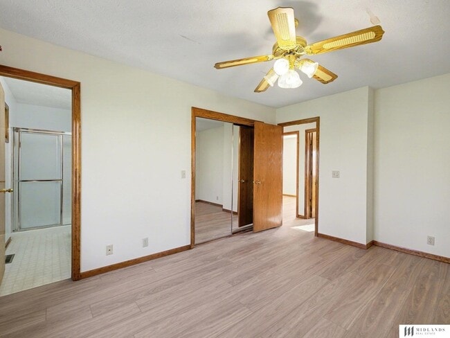 Building Photo - 5763 N 130th St