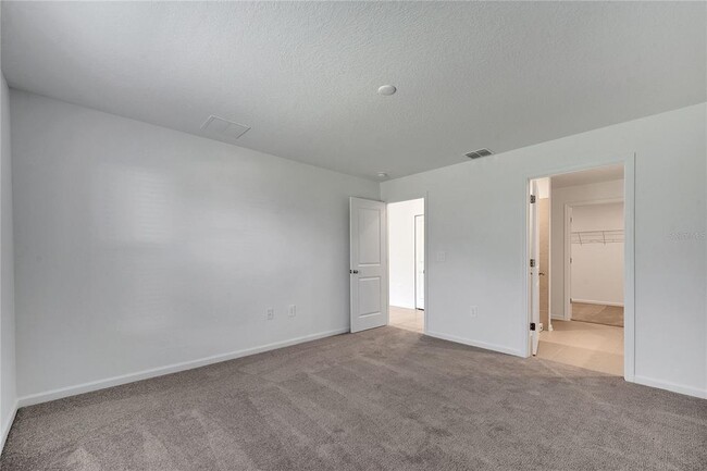 Building Photo - 5291 Dagenham Dr