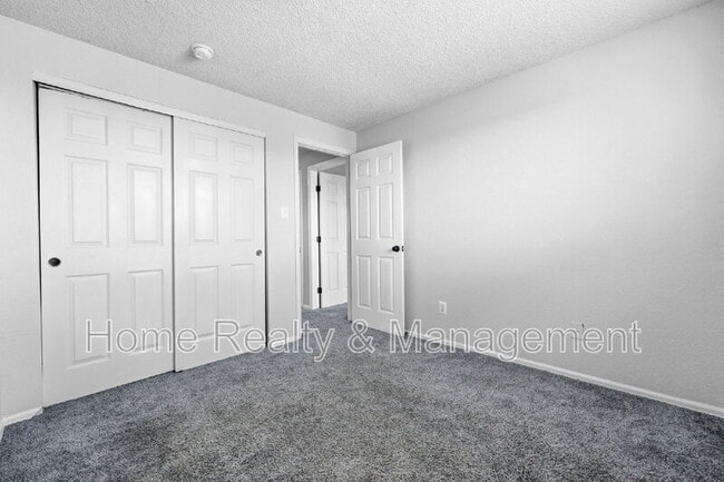 Building Photo - 13223 Quivas St