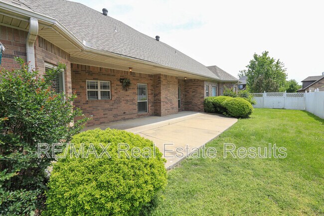 Building Photo - 5602 S Bent Tree Dr