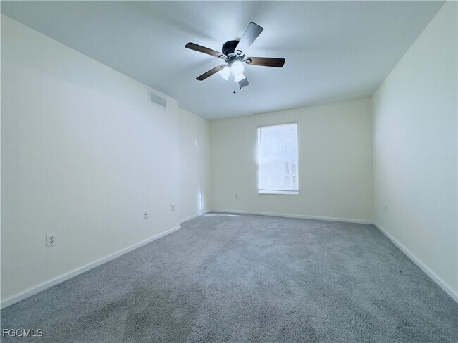 Building Photo - 4122 Residence Drive