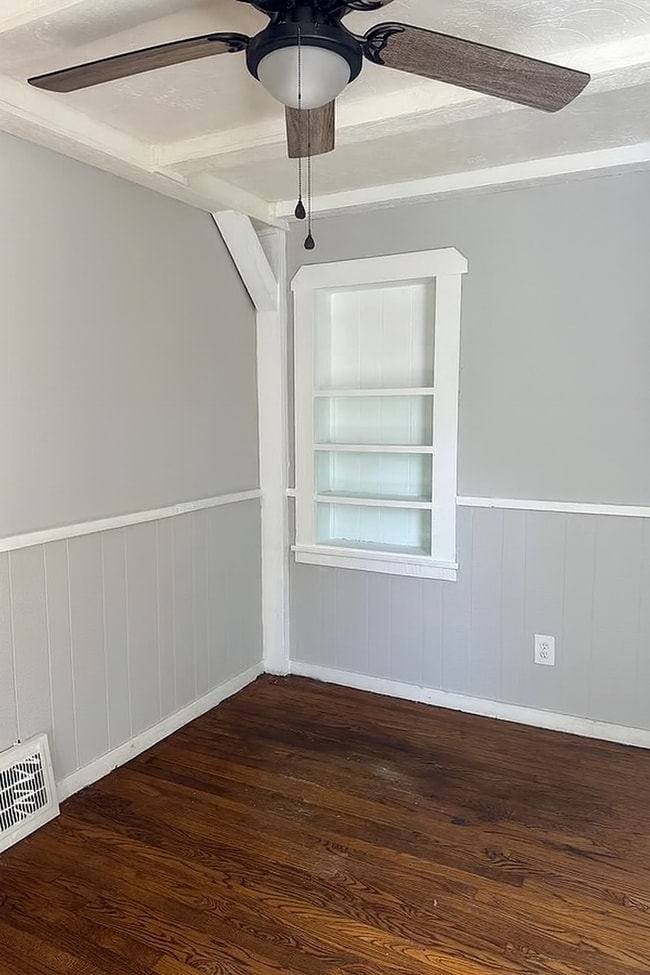 Building Photo - Newly Renovated 4BR/2BA Home – Cleveland, OH 44111