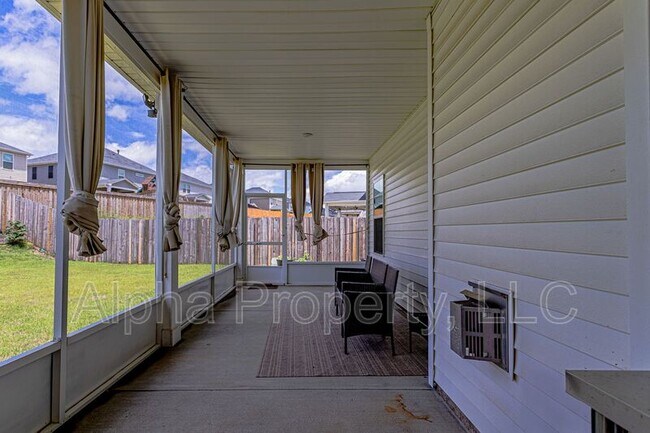 Building Photo - 126 Pewter Cir