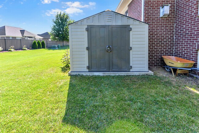 Building Photo - 26574 Bronx Dr