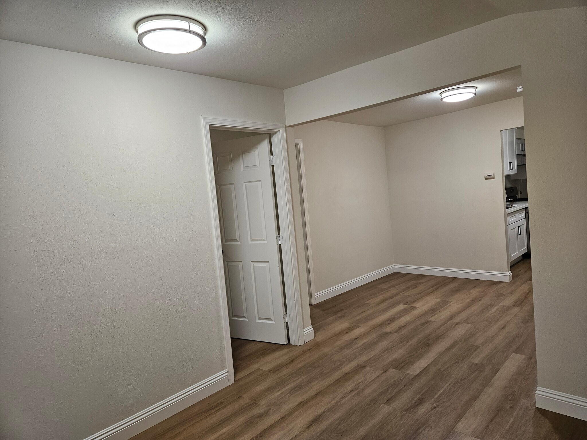 Building Photo - 2316 Elmgrove St