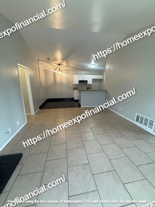 Building Photo - Nice house for rent